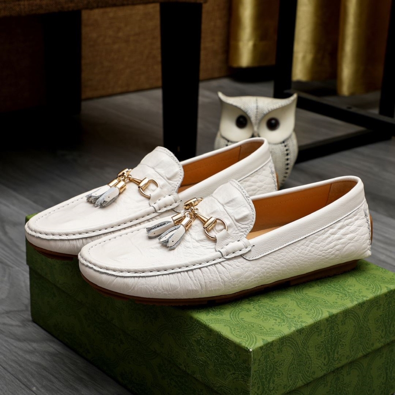G*u*i leather shoes